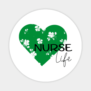 Nurse Life design green hart Magnet